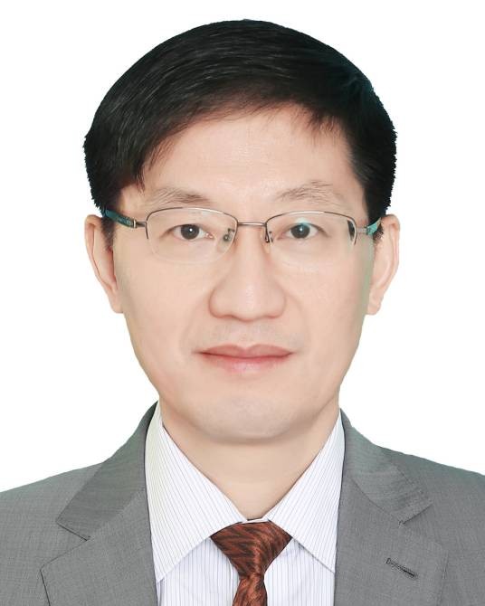 邹联克