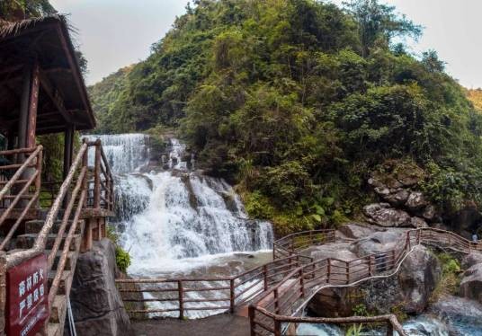 丰顺大神坑旅游风情区