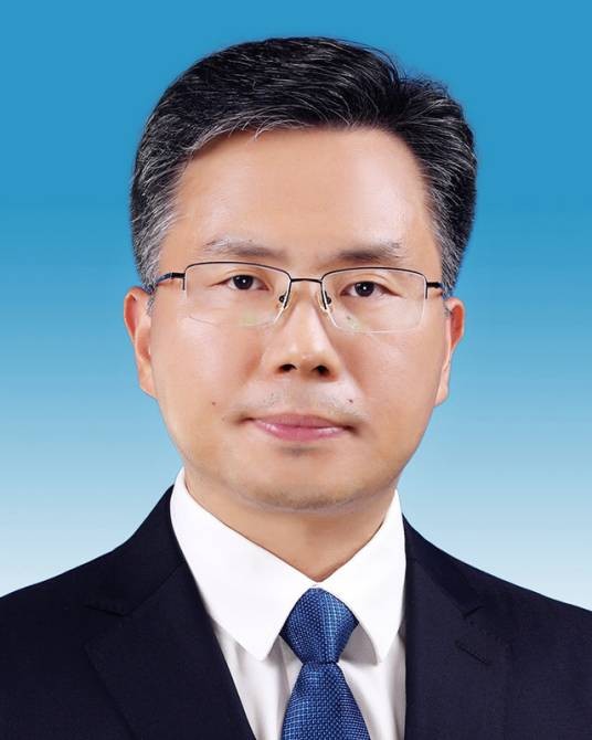 鹿飞（江苏省徐州市丰县县委书记、县人武部党委第一书记）
