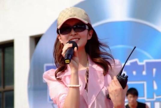 温馨（影视制片人，导演，外交影视总监）
