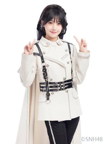 钟亚男(SNH48 Team NII 成员)