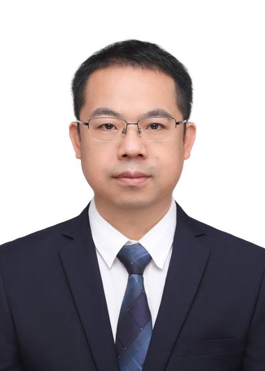 钟志华(福州市卫生健康委员会党组成员、市卫生健康委员会副主任、市疾病预防控制局局长(兼))
