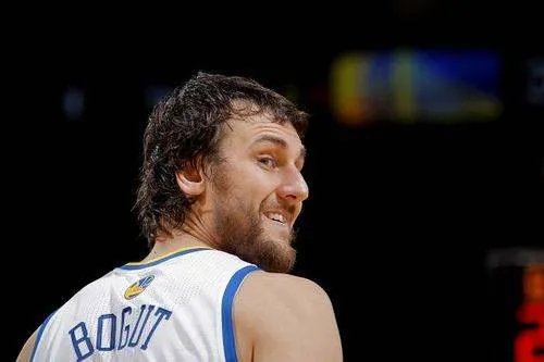 前NBA球员博古特宣布退役,他曾效力过哪些球队?