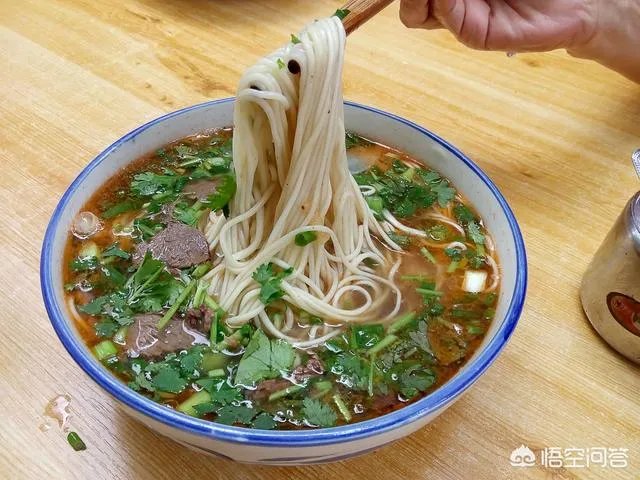 兰州拉面和沙县小吃,为何能火遍全国?