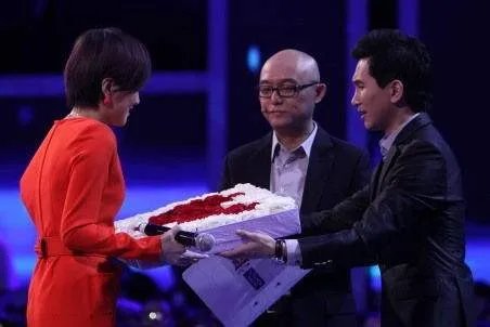 《非诚勿扰》上面牵手的男女嘉宾是真心相爱,还是节目安排的呢?