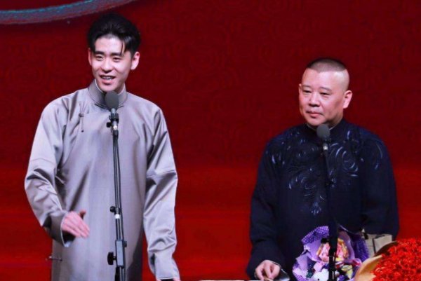 侯鹤廉退出德云社,德云社的很多人都做出同样的选择,有什么内幕吗?