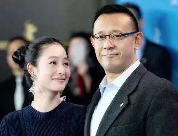 姜文女儿长相神似林青霞,网友:多亏了他法国前妻的混血基因?