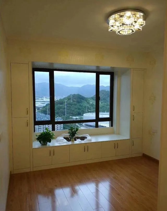 三明新房交给老婆装修，回来看到全屋都是瓷砖