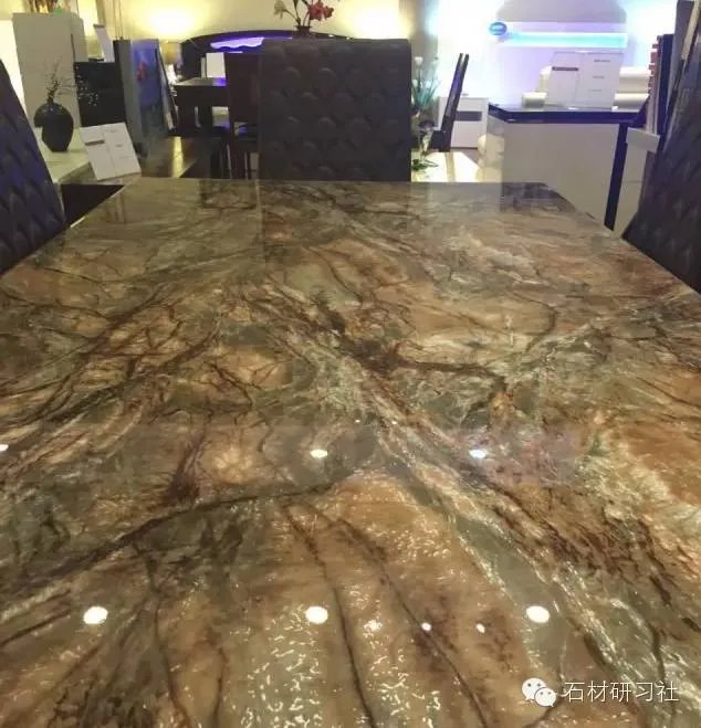 天然大理石餐桌，您的最佳选择！