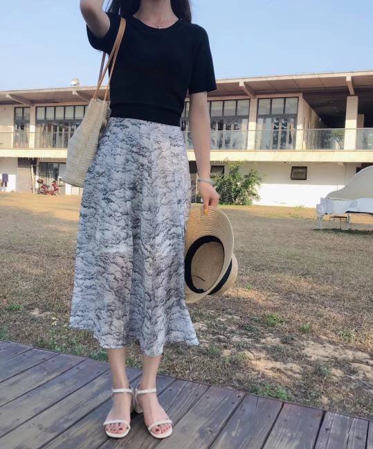 为什么有的女生是小个子，看起来却很高？