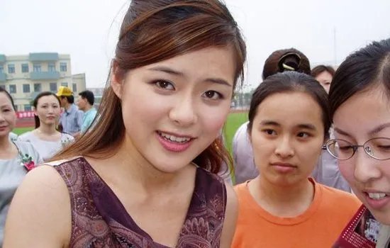 你喜欢东方卫视主持人陈辰吗?她的近况如何?