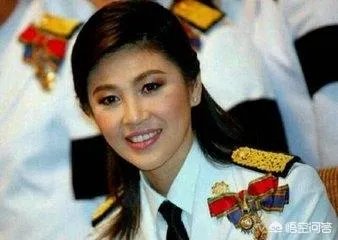 为什么泰国总理和副总理在对待英拉的态度上截然相反?