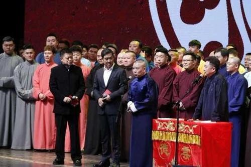 侯鹤廉退出德云社,德云社的很多人都做出同样的选择,有什么内幕吗?