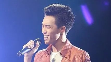陈乐基曾被汪峰亲手淘汰,4年后成功逆袭,如今的状态又是怎样?