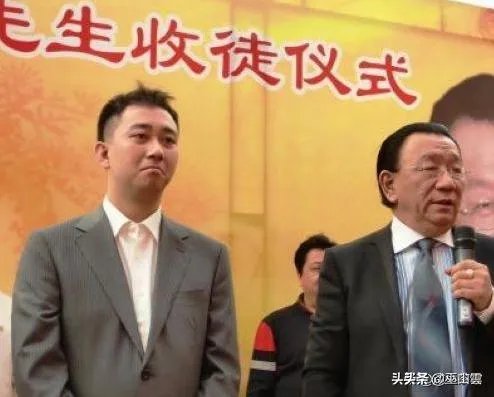 王自健当初曾力挺郭德纲,后来为什么又翻脸?