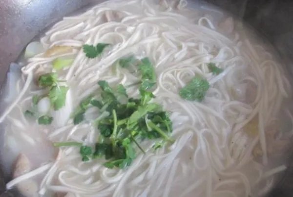 肥肠面的做法