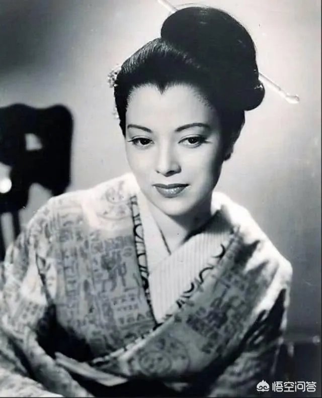 李香兰到底是中国人还是日本人?