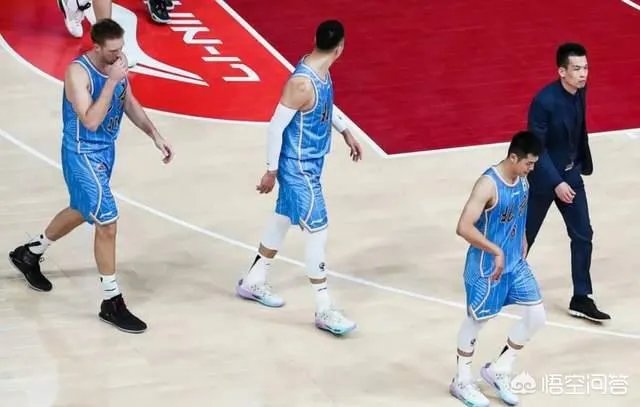 官宣处罚,解立彬停赛4场!翟晓川罚款3万元,你怎么看?