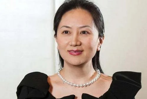 孟晚舟把电子脚镣带成了时尚单品，你觉得她的心理素质有多强大？
