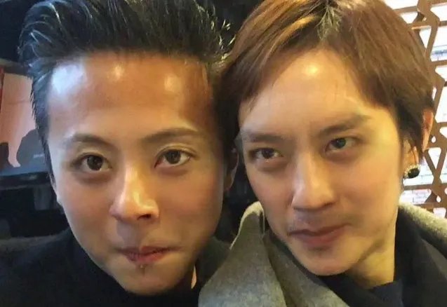 庆生照中邓超和孙俪宛如两代人,邓超只比孙俪大三岁为何会这么苍老?