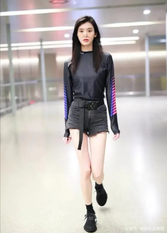 超模奚梦瑶产后身材出现变化了吗?