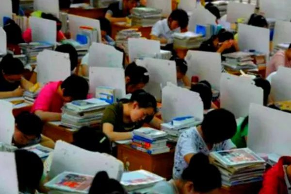 毛坦厂在上海招生,你认为它恐怖的学习氛围对孩子有好处吗?