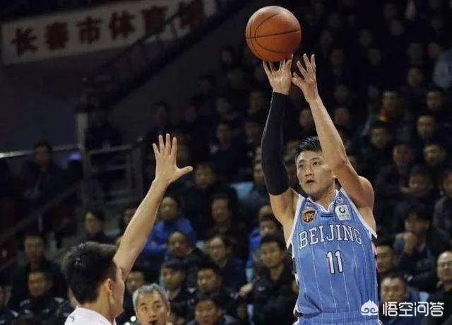 马布里当教练后,首钢的球员谁会第一个投奔到北控?