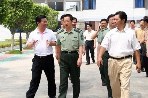 辛荣国的简介