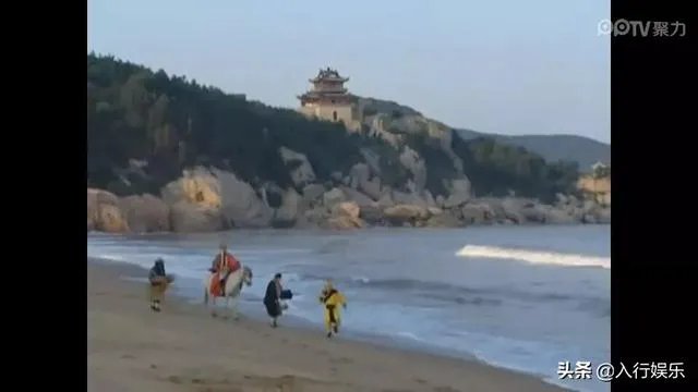 谭维维改编的摇滚《敢问路在何方》,为何大家反响如此强烈?