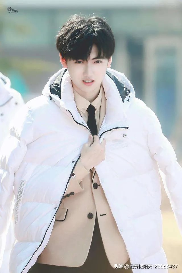 为什么焉栩嘉在x玖人气垫底,创造营中第三出道比光磊粤都高?