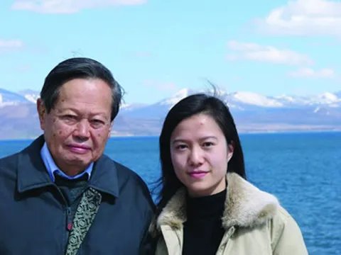 杨振宁和翁帆有孩子吗？ 翁帆产下一子引争议