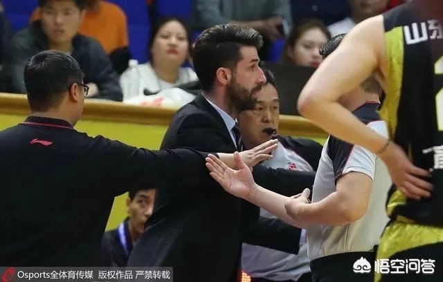山东高速与浙江广厦的半决赛刚开始,睢冉就被罚下,对此你怎么看?