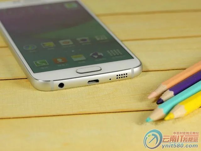 霸气出色体验 三星G9200焰博报价4780元