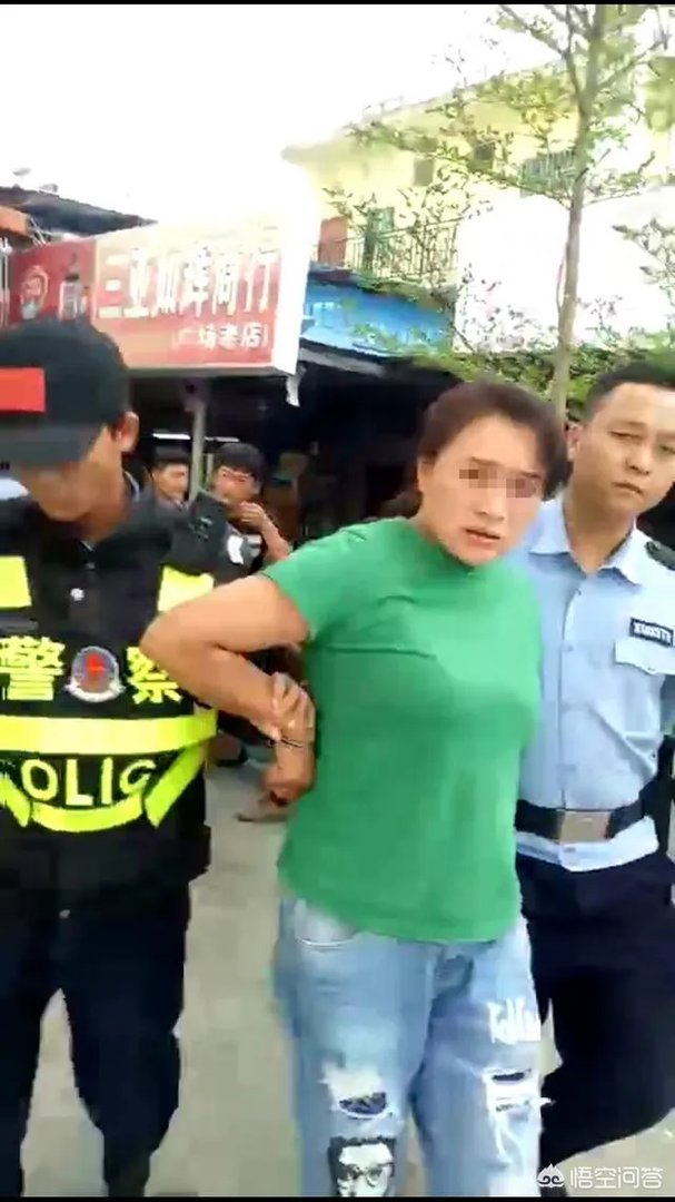 三亚保洁员拖地弄脏女子鞋被打破头,你怎么看?