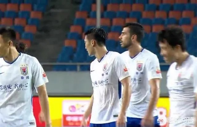 中超第17轮,小克鲁伊夫首秀,鲁能2-0重庆继续紧追国安,如何评价这场比赛?