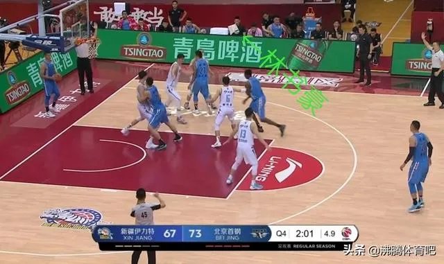 首钢和新疆队比赛中,得分状态最好的林书豪在末节坐冷板凳,这是怎么回事?