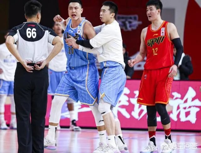 官宣处罚,解立彬停赛4场!翟晓川罚款3万元,你怎么看?