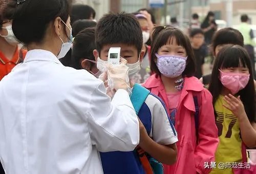 许多省份确诊和疑似病例多日0增长，为什么还不开学？