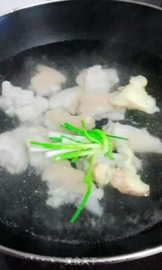 黄豆炖猪蹄