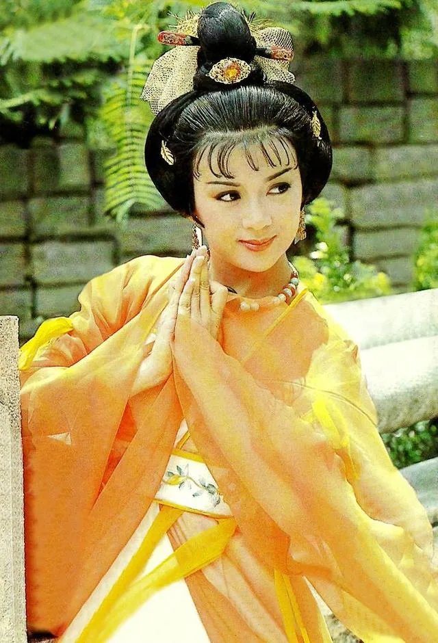马苏在最新一期《国家宝藏》扮杨贵妃惊艳四座,哪些女明星扮过杨贵妃?