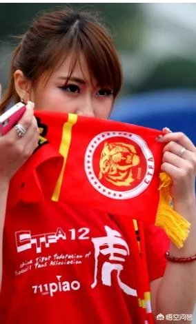 亚冠小组赛,恒大发布挑战墨尔本的赛前海报:雄心未老,郑智或将首发,能拿下对手吗?