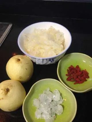 银耳雪梨汤