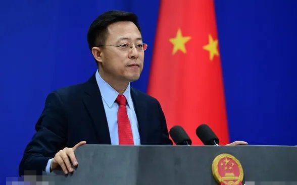 现在中国外交部发言人都有谁?