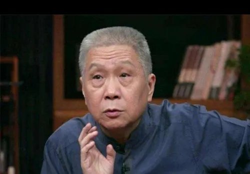 小伙拿古代“魂瓶”鉴宝,自称藏在家里15年,马未都说了什么?