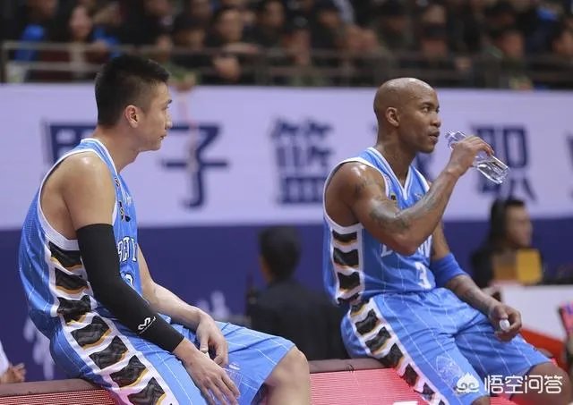 马布里当教练后,首钢的球员谁会第一个投奔到北控?