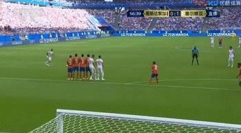 为什么现今一些足球比赛任意球破门很少出现?