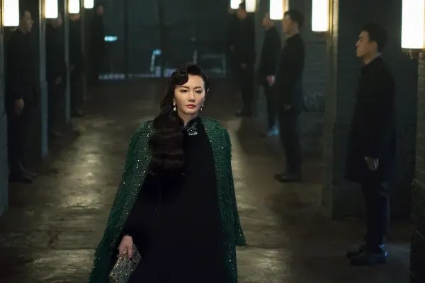 如何评价国产剧《谍战深海之惊蛰》?