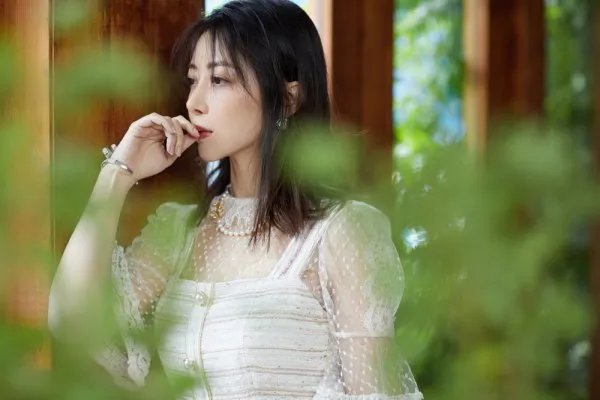 陈紫函发视频在家热舞,为何她的腿成为了围观者的热议?