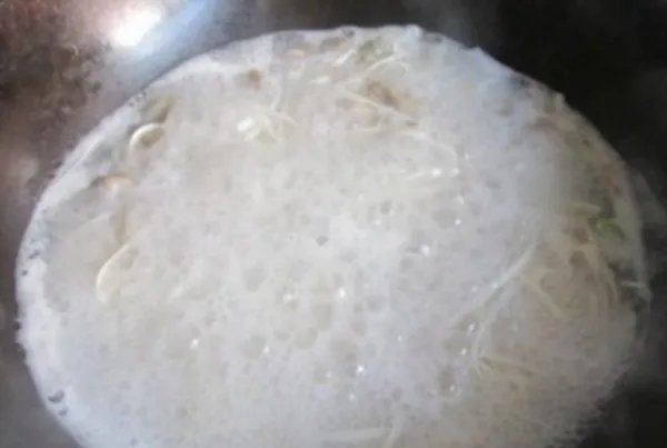 肥肠面的做法