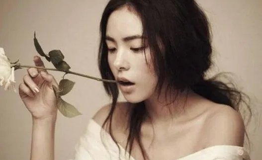太阳和闵孝琳明年2月结婚是真的吗?